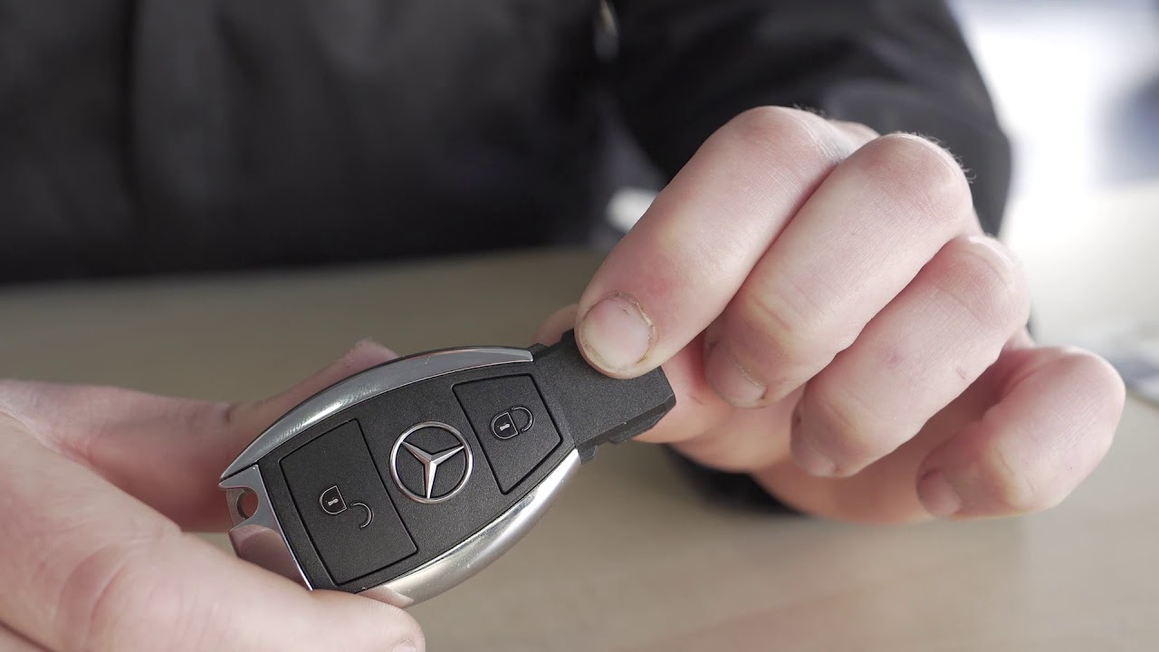 Cómo cambiar bateria en llave Mercedes e320