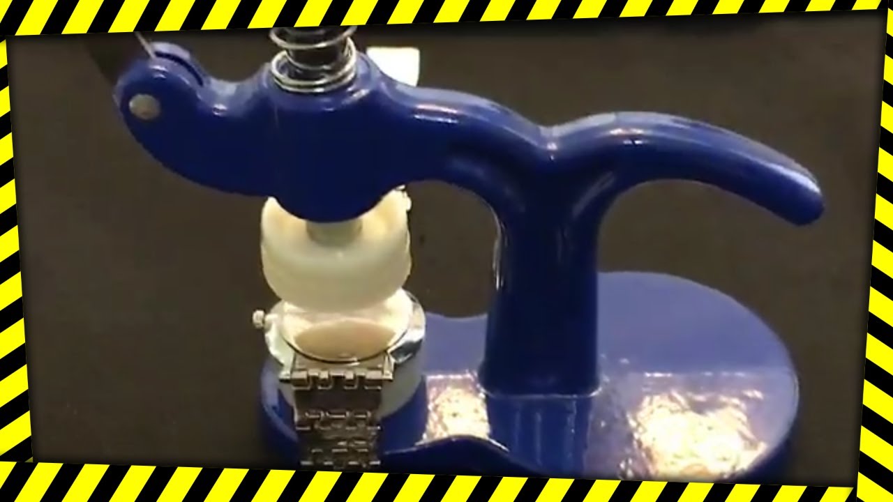 Cómo cambiar la pila de una Bulova C835133